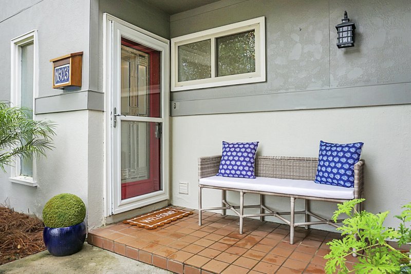 Property image 3 of 1603 Ventura Place in Snee Farm, Mount Pleasant, SC 29464