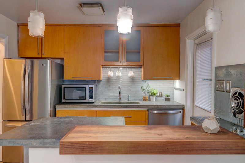 Property image 5 of 7 Doughty Street F in Downtown, Charleston, SC 29403