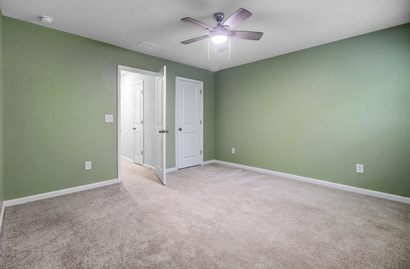 Property image 5 of 127 Rosefield Court in Palmetto Reach, Summerville, SC 29485