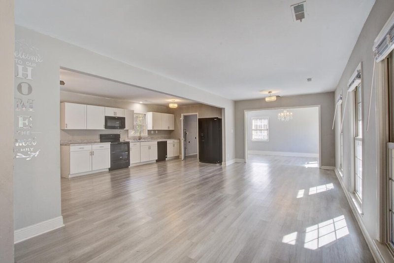 Property image 4 of 3 Briar Way in Foxborough, Goose Creek, SC 29445