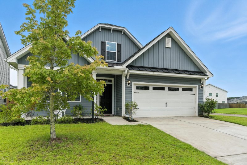 438 Foxbank Plantation Boulevard