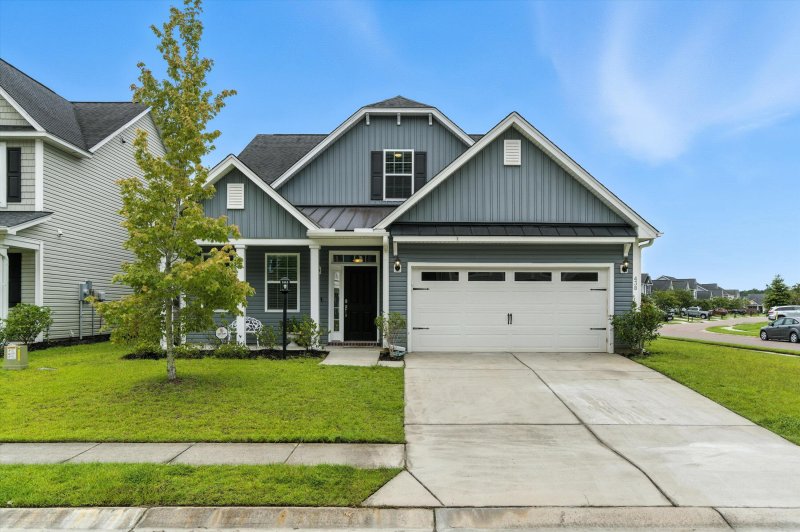 Property image 4 at 438 Foxbank Plantation Boulevard, Moncks Corner, SC 29461