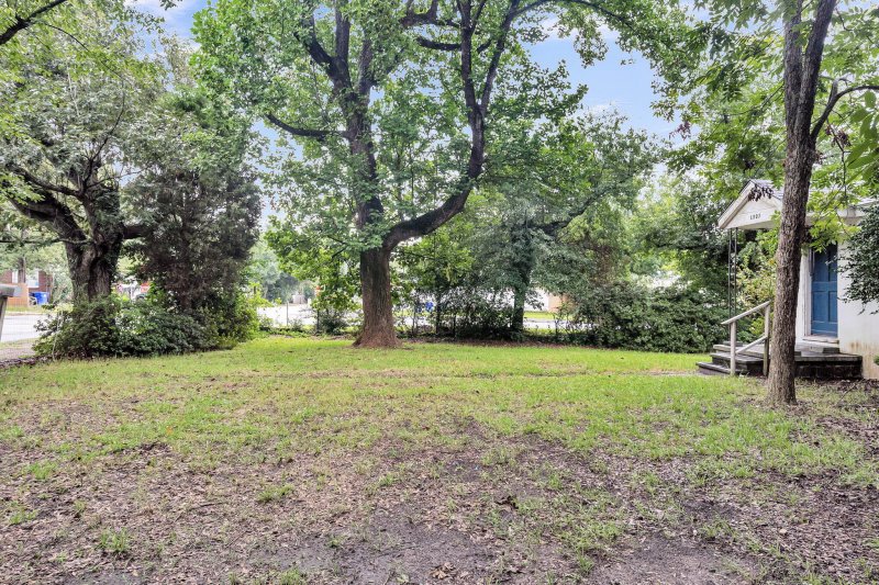 Property image 3 of 1507 Sumner Avenue in Charleston Farms, North Charleston, SC 29406