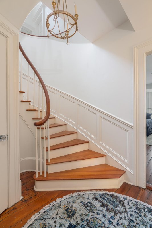 Property image 5 at 95 Ashley Avenue, Charleston, SC 29401