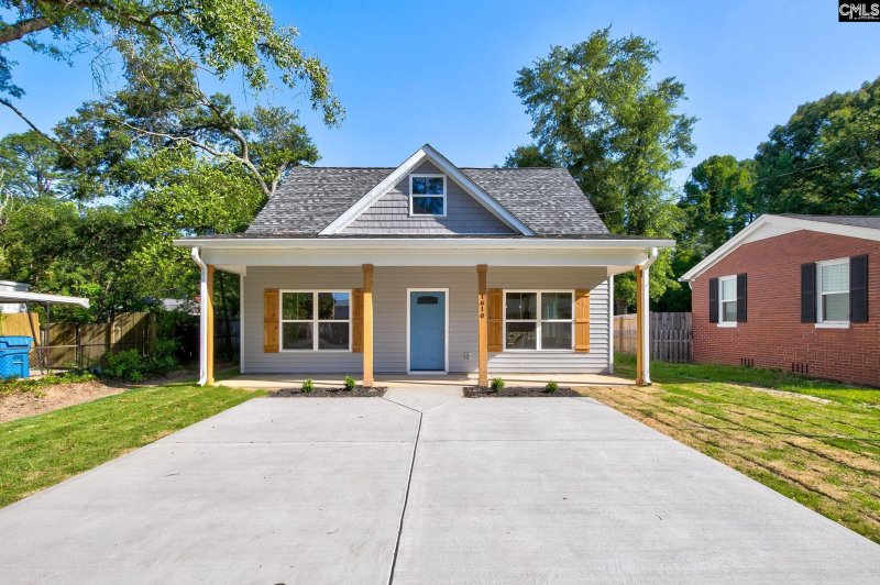 Property image 2 of 1610 Crapps Avenue in The Avenues, West Columbia, SC 29169-0000