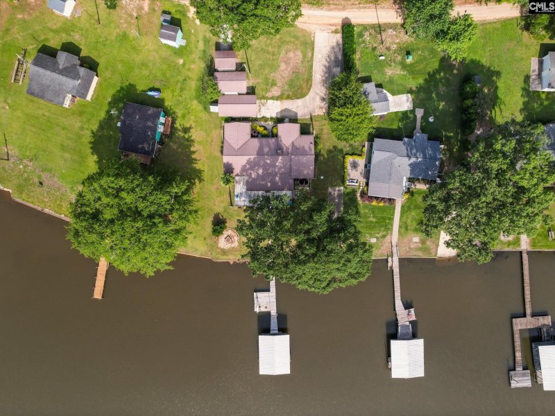 Property image 2 of 2480 Cottage Lane in Lake Wateree, Liberty Hill, SC 29074