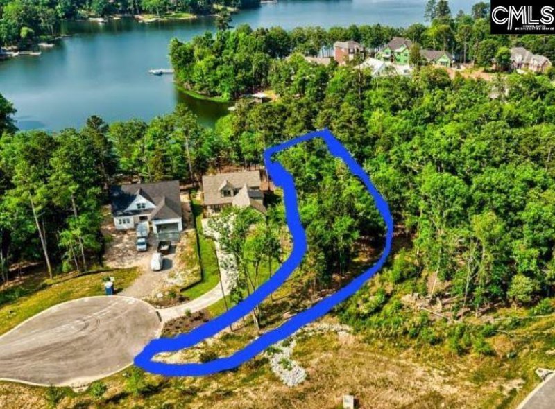 Property image 3 of 934 Salisbury Court in Whitewater Landing, Chapin, SC 29036