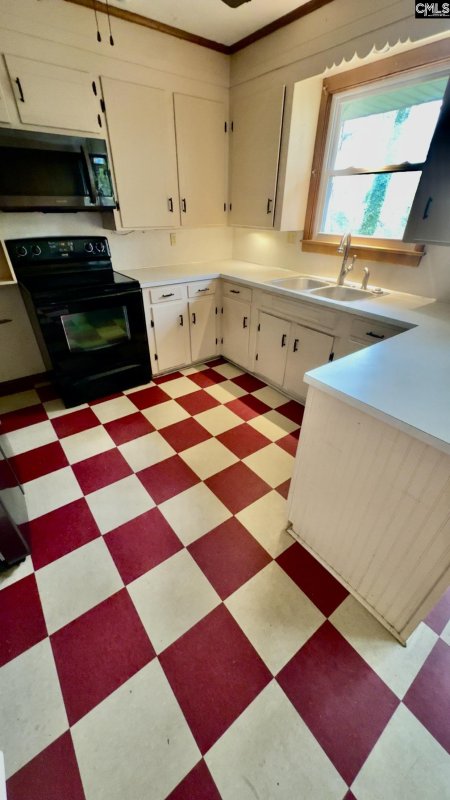 Property image 3 of 3212 Dennis Drive in Cherry Hill, Columbia, SC 29204