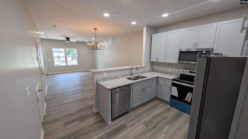 Property image 4 of 537 Idlewood Park Drive in Maple Tree Townes, West Columbia, SC 29170