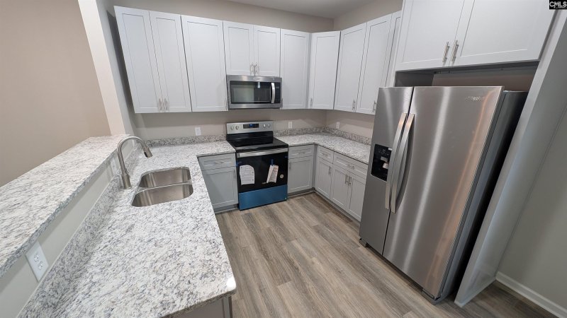 Property image 5 of 537 Idlewood Park Drive in Maple Tree Townes, West Columbia, SC 29170