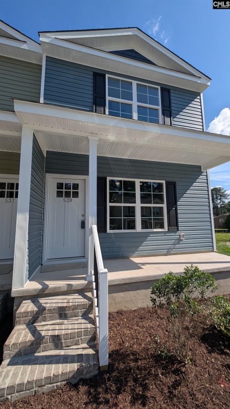 Property image 2 of 539 Idlewood Park Drive in Maple Tree Townes, West Columbia, SC 29170