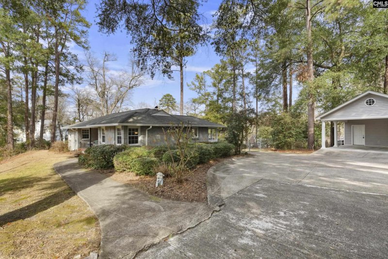 Property image 2 of 1840 N Beltline in Kilbourne Heights, Columbia, SC 29206