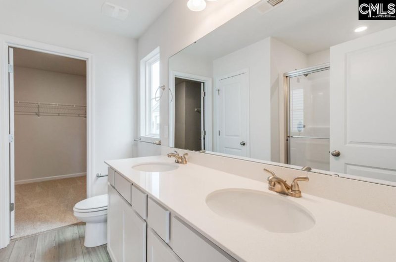 Property image 5 of 391 Pinaster Path in Pinecrest, West Columbia, SC 29170