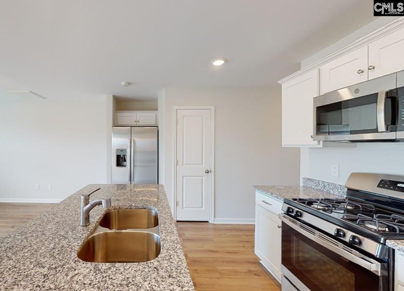 Property image 2 of 1102 Semoran Way Dahlia in Ashcroft, Columbia, SC 29229