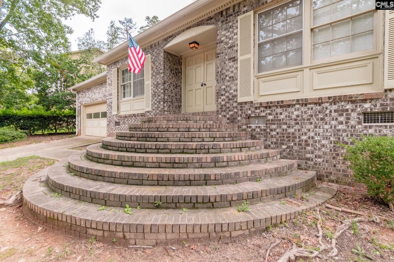 Property image 3 of 1612 N Woodstream Road in Murraywood, Columbia, SC 29212