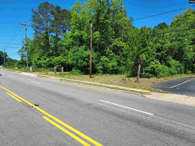 Property image 3 of 4008 Farrow Road in Washington Heights, Columbia, SC 29204