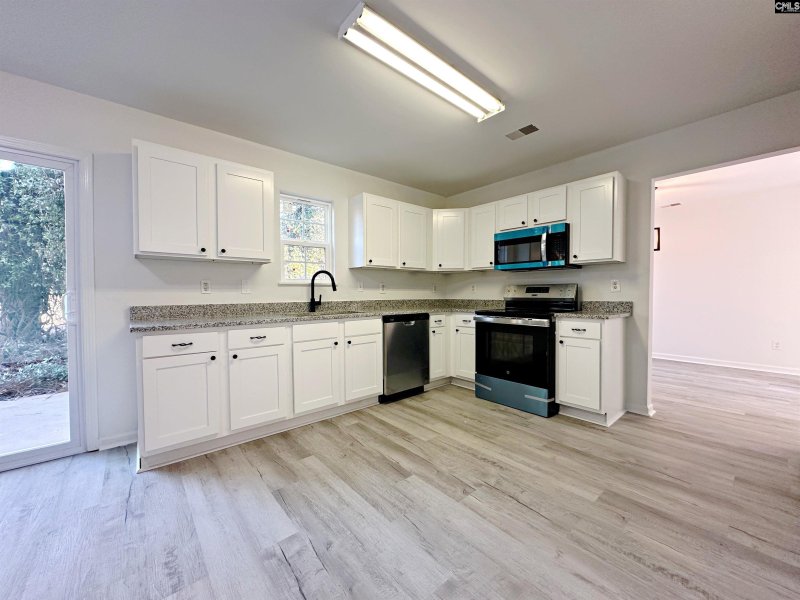 Property image 5 of 1242 CORALBEAN Way in Brookhaven, Columbia, SC 29229