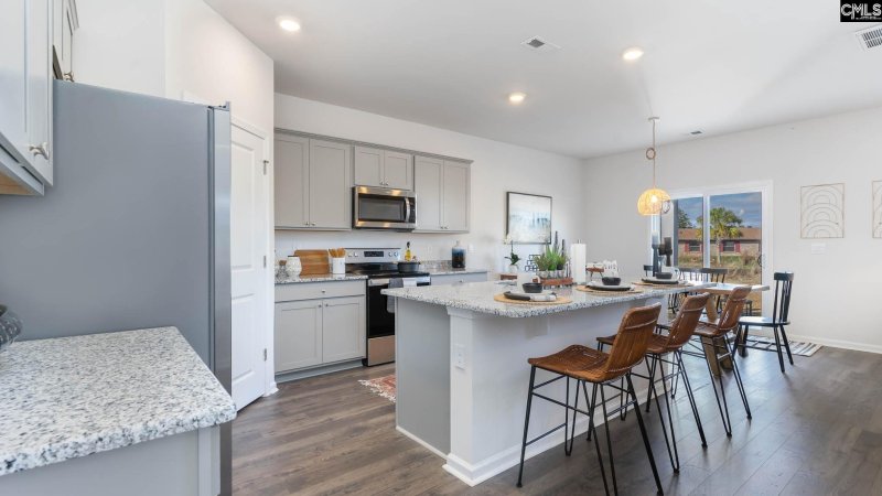 Property image 3 of 300 Bevington Brook Lane in Hunters Branch, Hopkins, SC 29061