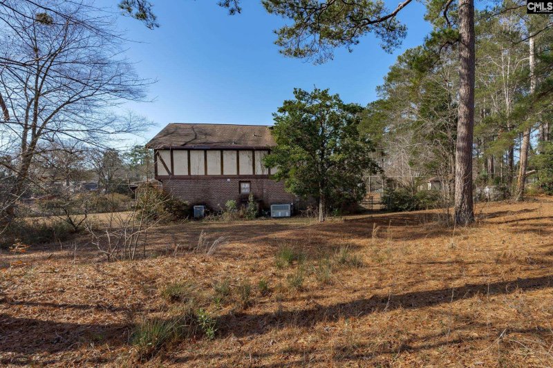 Property image 2 of 1145 Baywater Drive in Shadblow, West Columbia, SC 29170