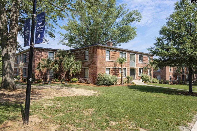 Property image 2 of 515 Saluda Avenue in Wales Garden, Columbia, SC 29205