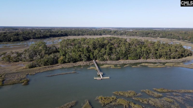 Property image 3 of 244 Sam Doyle Road in Grangers Retreat, Saint Helena Island, SC 29920