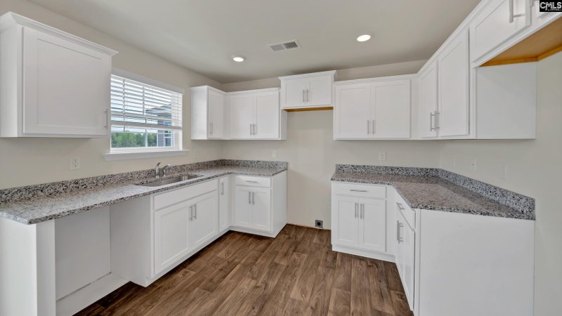 Property image 2 of 531 Edgetree Drive in Hunters Branch, Hopkins, SC 29061