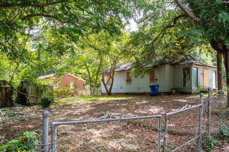 Property image 2 of 1361 Kingston Road in Rochelle Heights, Columbia, SC 29204