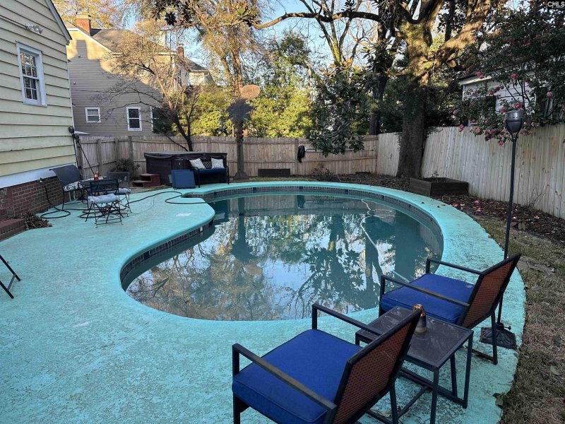 Property image 3 of 1700 Senate Street in University Hill, Columbia, SC 29201