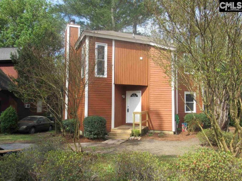 Walnut Creek, Lexington Community