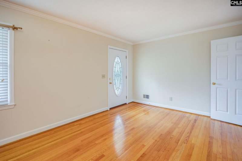 Property image 4 of 1000 C Avenue in The Avenues, West Columbia, SC 29169