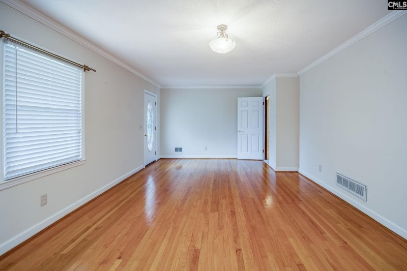 Property image 5 of 1000 C Avenue in The Avenues, West Columbia, SC 29169