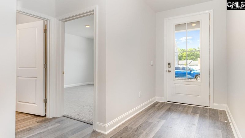 Property image 4 of 213 Livingston Woods Drive in Livingston Woods, Irmo, SC 29063