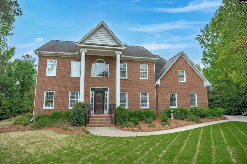 Carriage Hill Lakes, Lexington Community