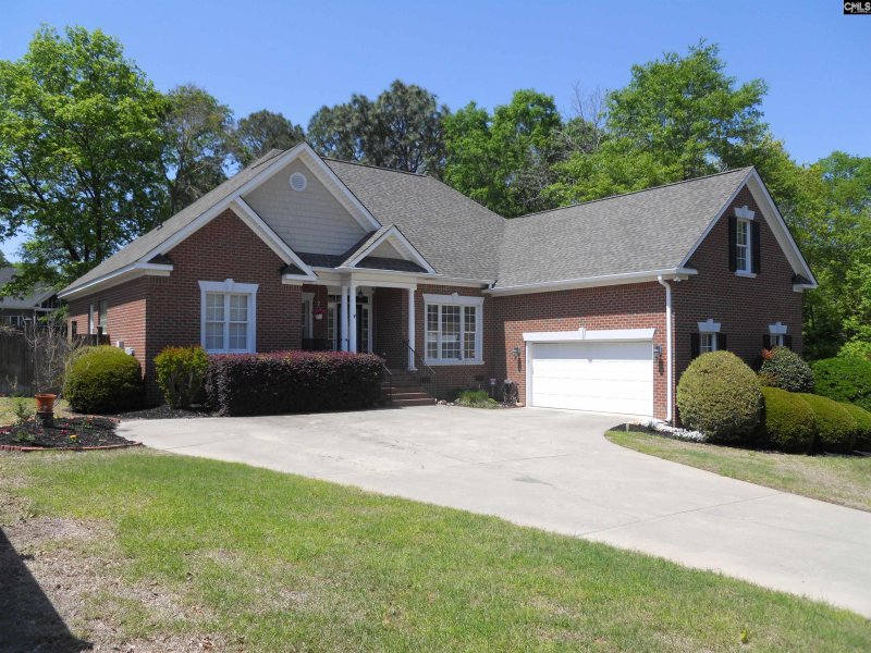 Property image 2 of 205 Inverness Court in Muirfield, Lexington, SC 29072