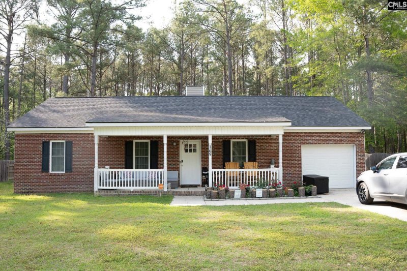 Greensprings, Columbia Community