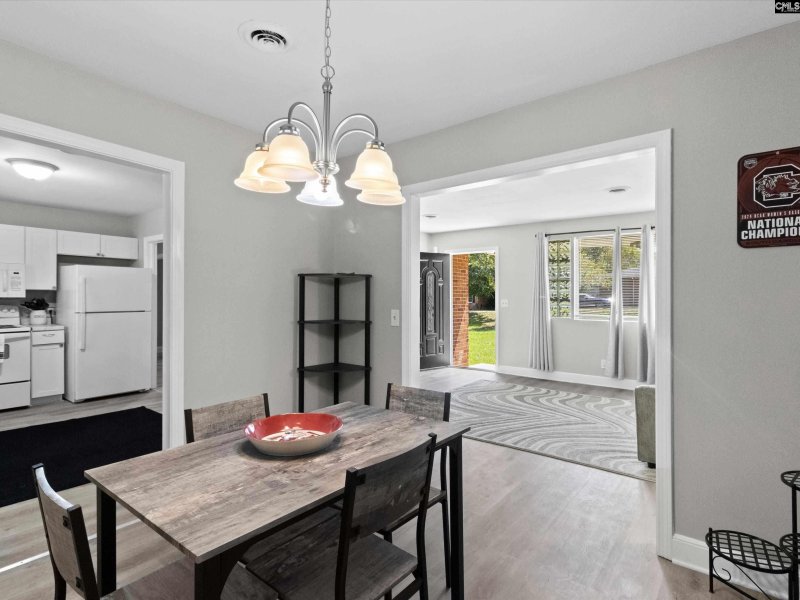 Property image 4 of 1342 Karlaney Avenue in The Avenues, Cayce, SC 29033