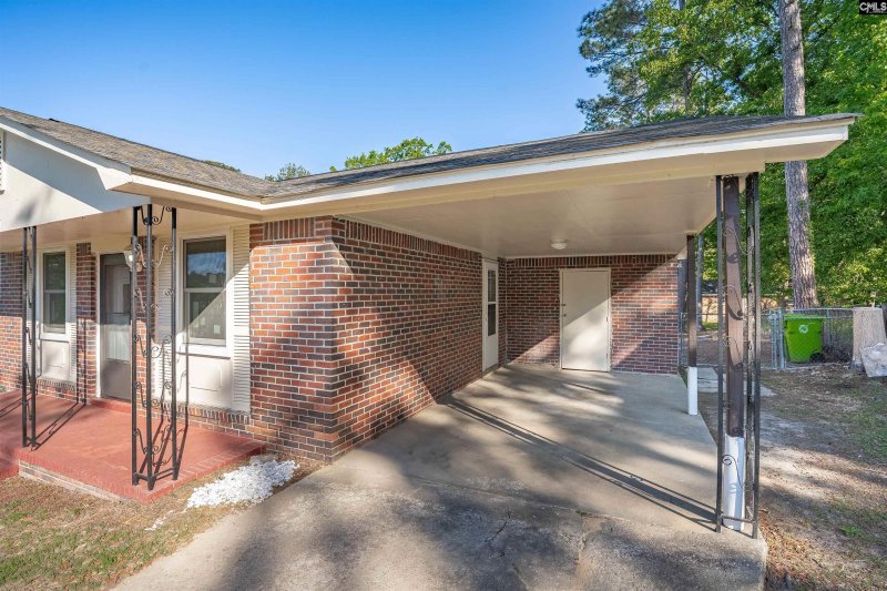 Property image 4 of 1015 Mandel Drive in Bonnie Forest, Columbia, SC 29210