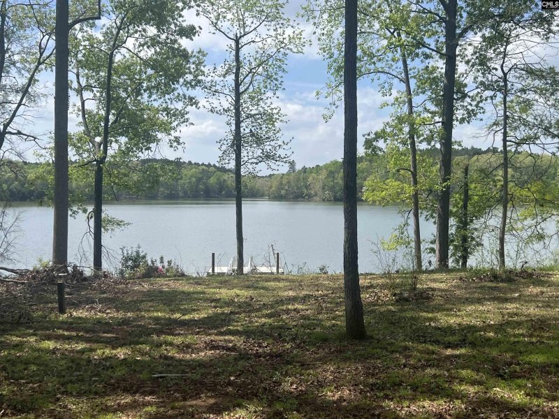 Property image 4 of 575 Lakeview Road in Lakeview, Newberry, SC 29108