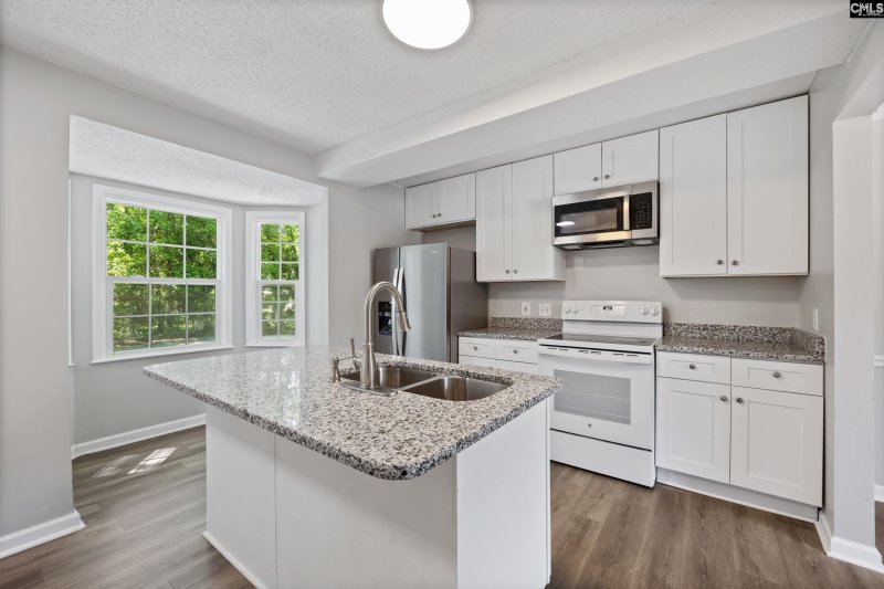 Property image 5 of 1108 William Mary Court in Williamsburg West, Columbia, SC 29210-4519