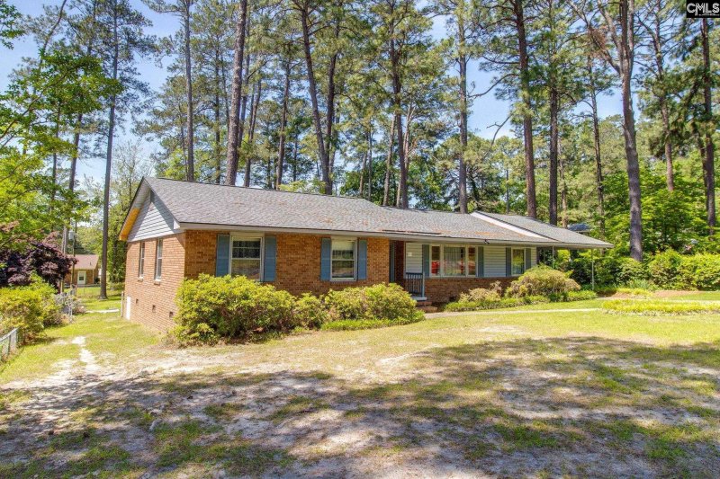 Property image 2 of 6619 Formosa Drive in Trenholm Hills, Columbia, SC 29206-2227