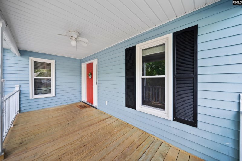 Property image 4 of 120 Coventry Lake Drive in Coventry Lakes, Lexington, SC 29072