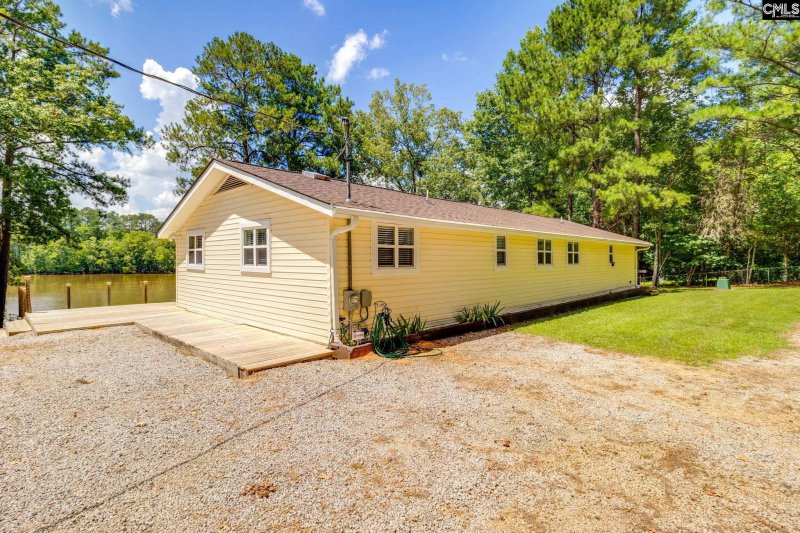 Property image 3 of 2081 Great North Road in Lake Wateree, Winnsboro, SC 29180