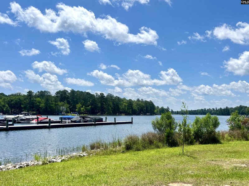 Property image 2 of 41 Shoreview Drive in Stewart Landing, Prosperity, SC 29127