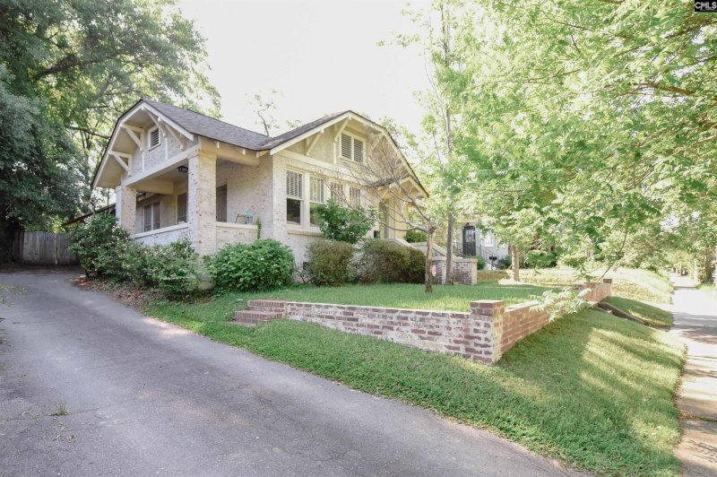 Property image 2 of 1410 Woodrow Street in Melrose Heights, Columbia, SC 29205