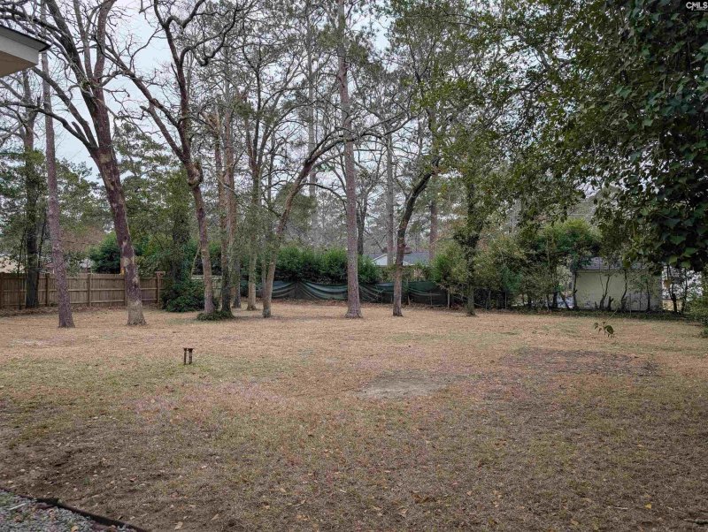 Property image 4 of 6427 Briarwood Road in Satchelford, Columbia, SC 29206-1143