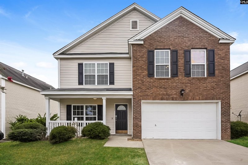 Richmond Farms, Lexington Community