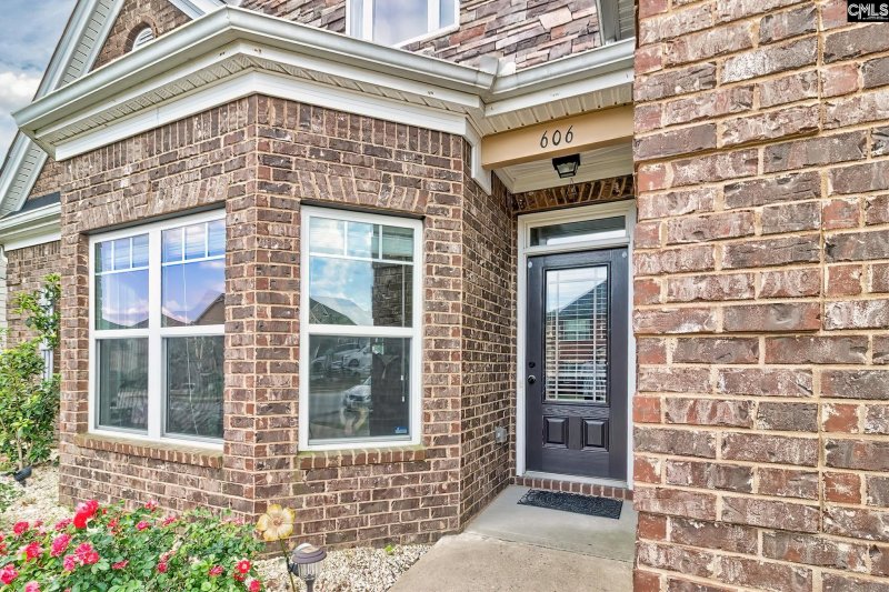 Property image 4 of 606 Meadow Grass Lane in Grey Oaks, Lexington, SC 29072