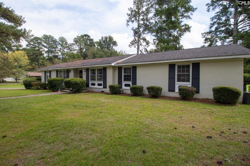 Property image 3 of 219 Finsbury Road in Coatesworth, Columbia, SC 29212