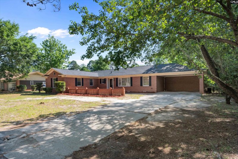 Property image 2 of 3040 Barnes Springs Road in Godbold Place, Columbia, SC 29204