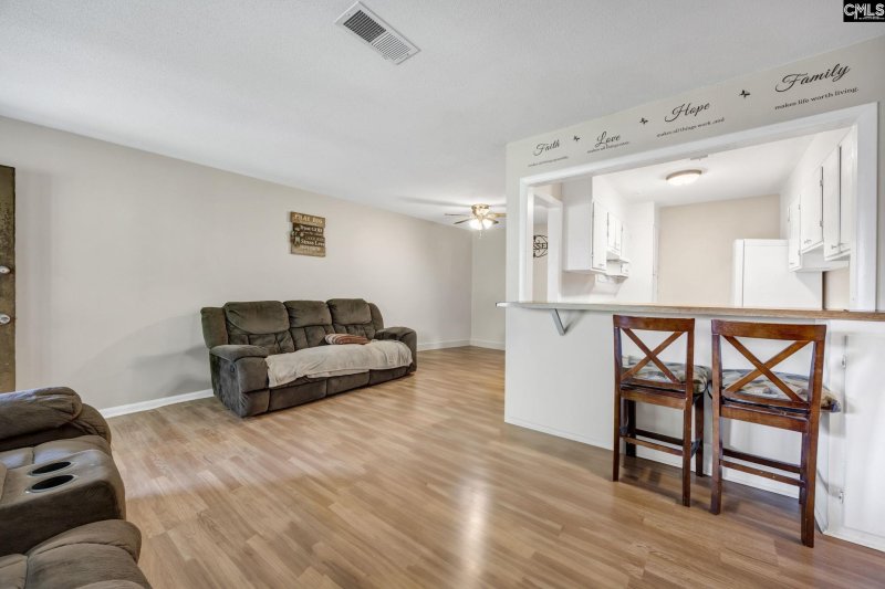 Property image 5 of 321 Cambout St in Carnaby Square, Columbia, SC 29210